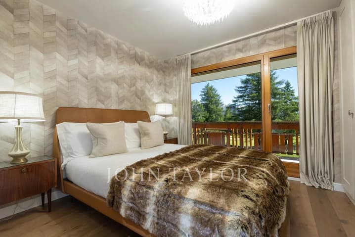 1304 – Appartement 5,5 pièces – 165m²