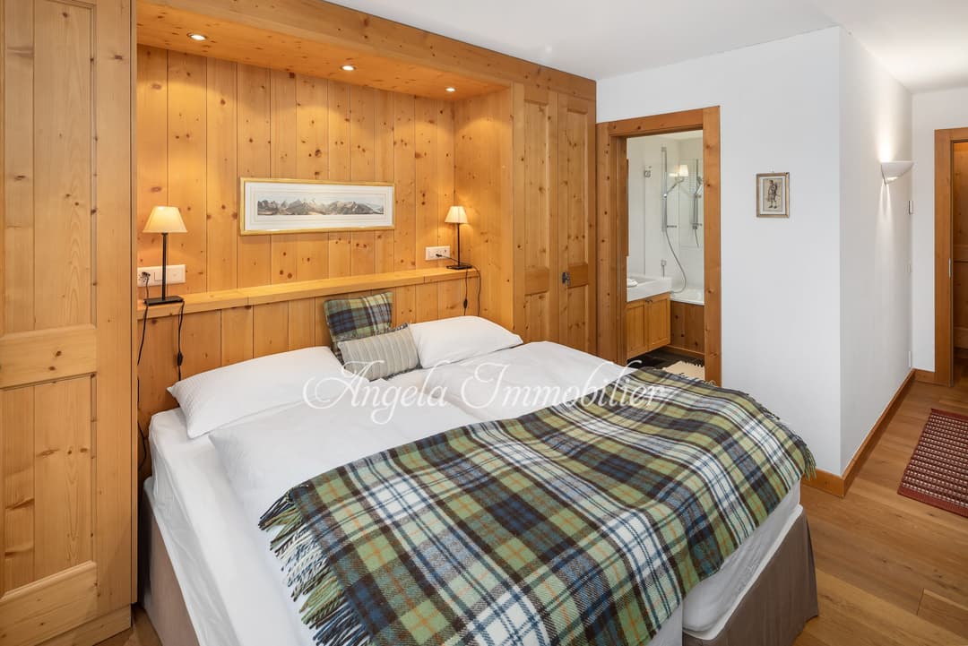 1329 – Appartement – 190m²