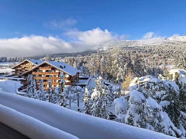 1655 – Appartement 6.5 pièces – 4960000CHF –  241.60 m²