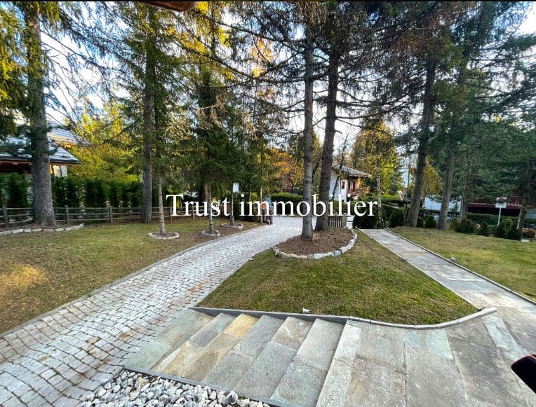 1297 – Maison – 7pièces – 29000CHF – 360 m²