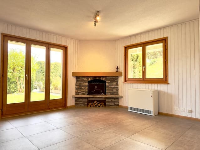 1301 – Maison 6 pièces – 4500CHF – 160m²