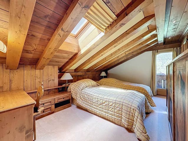 1655 – Appartement 6.5 pièces – 4960000CHF –  241.60 m²