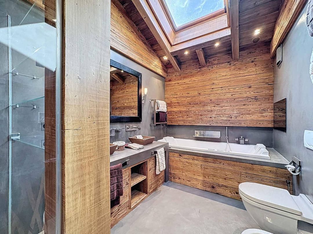 1716 – Appartement 10,5 pièces – 480m²