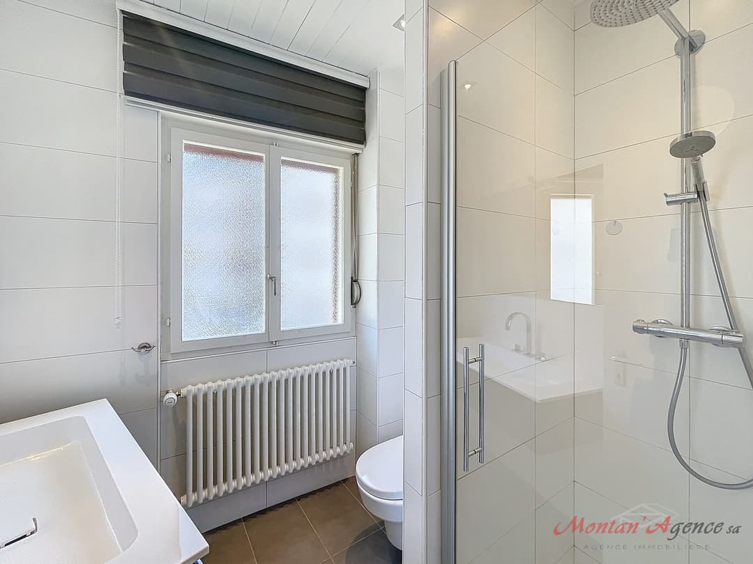 1438 – Appartement – 4pièces – 759.80CHF  – 99 m²