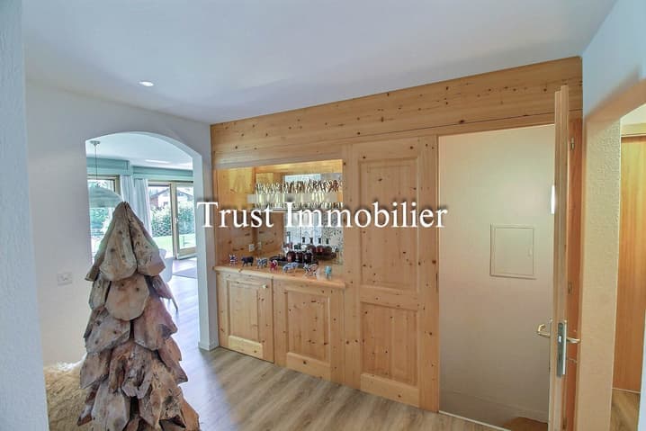 1714 – Appartement  4,5 pièces – 1560000CHF – 120m²