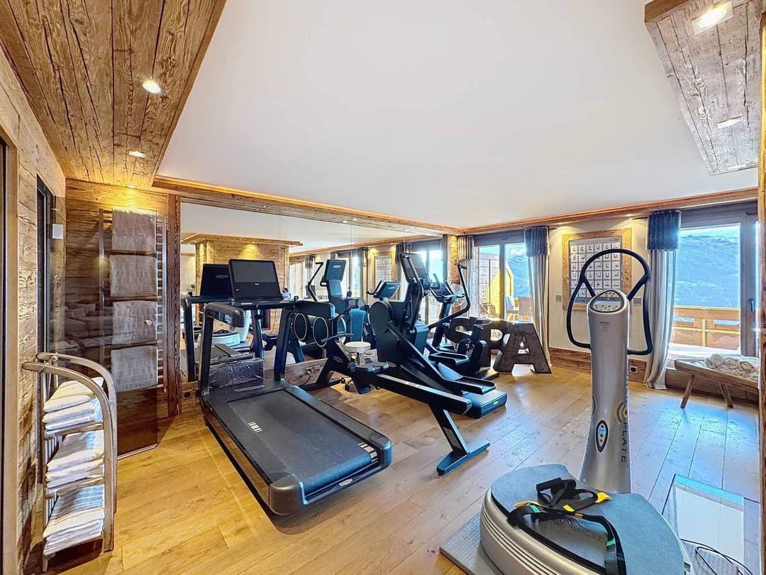 1732 – Appartement – 10.5pièces – 519m²