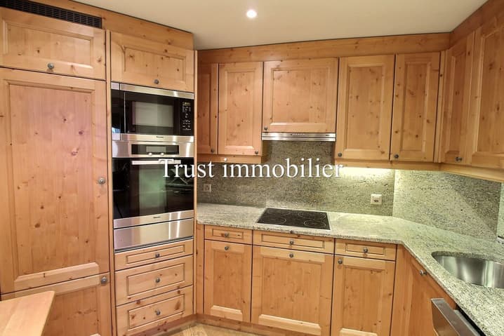 1688 – Appartement 3,5 pièces –  1600000CHF – 120m²