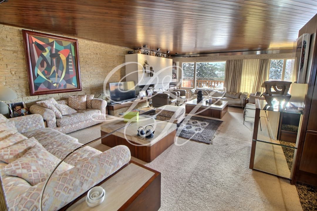 1711 – Appartement – 5.5pièces – 220m²