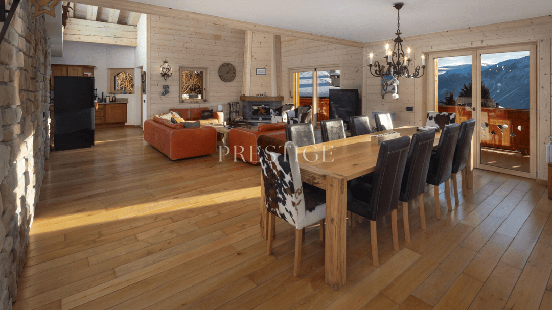 1717 – Appartement 5,5 pièces – 187m²