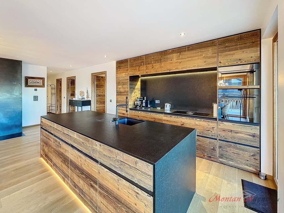 1398 – Appartement 4 pièces – 651.60CHF – 120m²