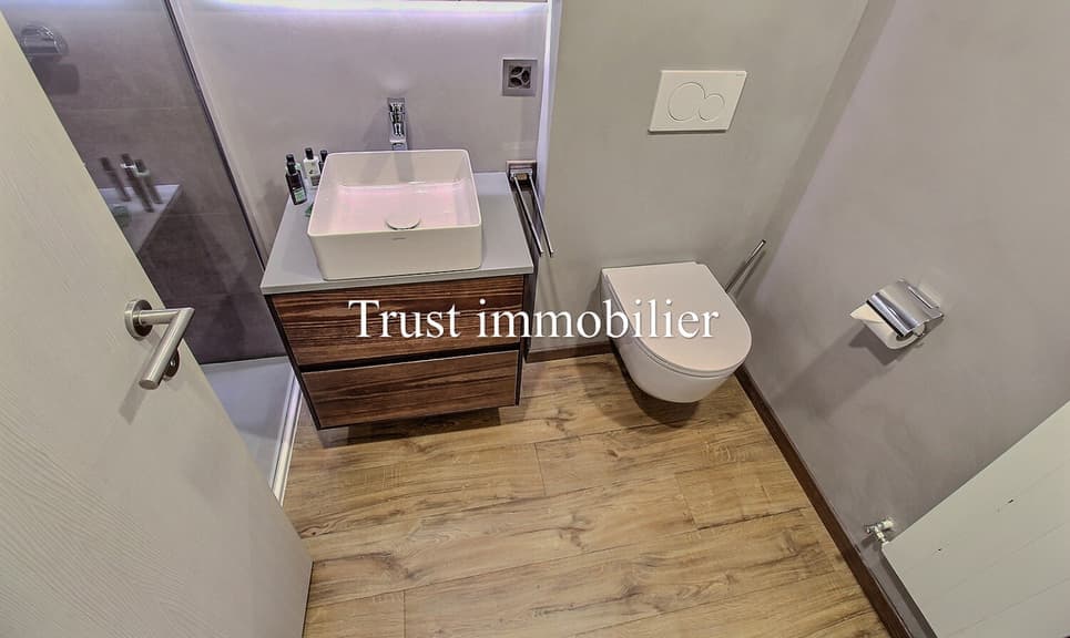 1393 – Appartement – 4.5pièces –  10000CHF – 140 m²