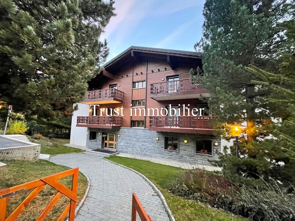 1393 – Appartement – 4.5pièces –  10000CHF – 140 m²