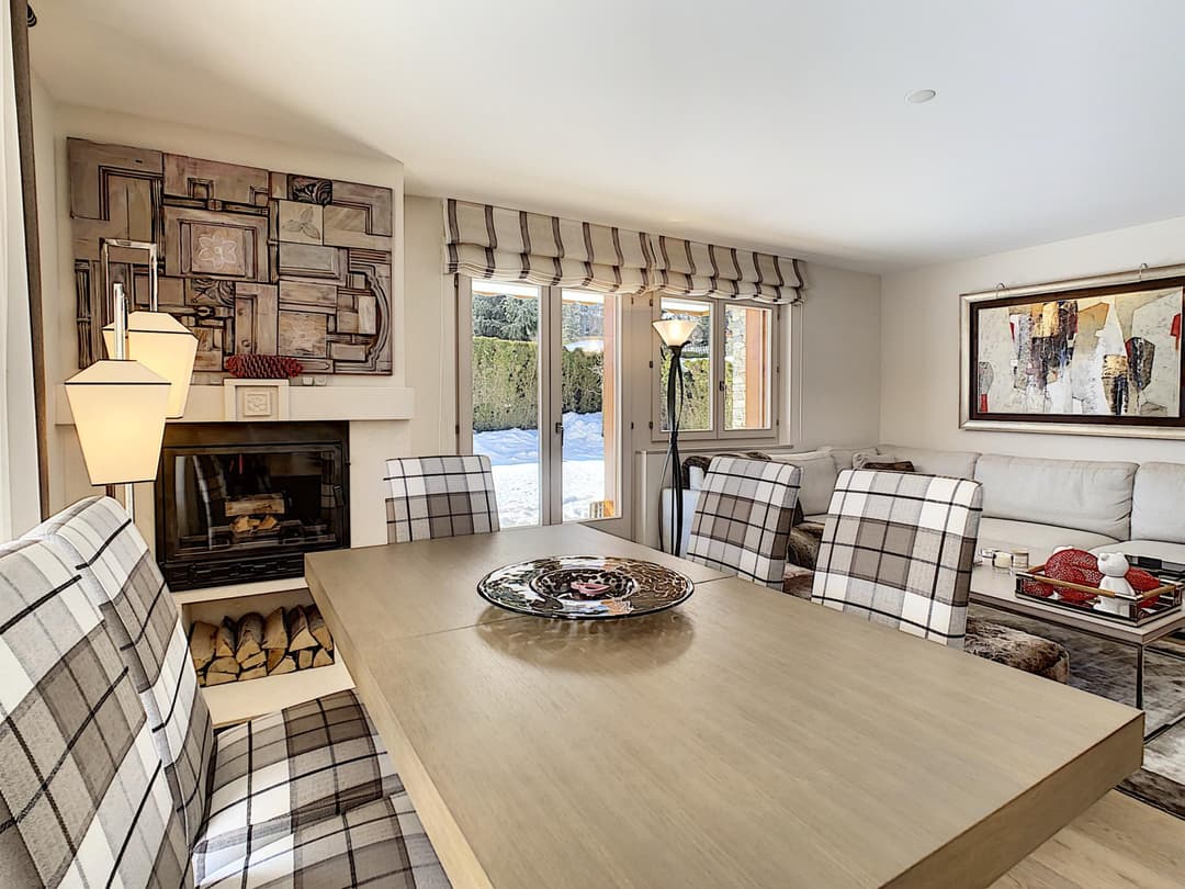 1820 – Appartement – 4pièces  – 110 m²