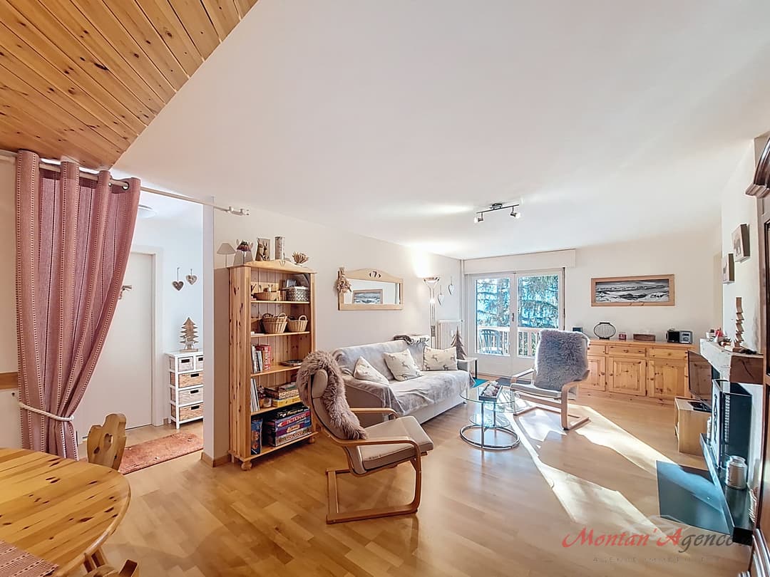 1531 – Appartement 2,5 pièces – 1127.45CHF