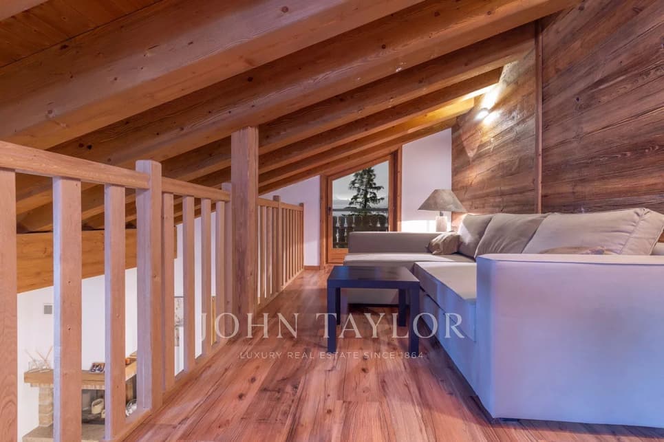 1515 – Appartement – 6pièces – 290 m²