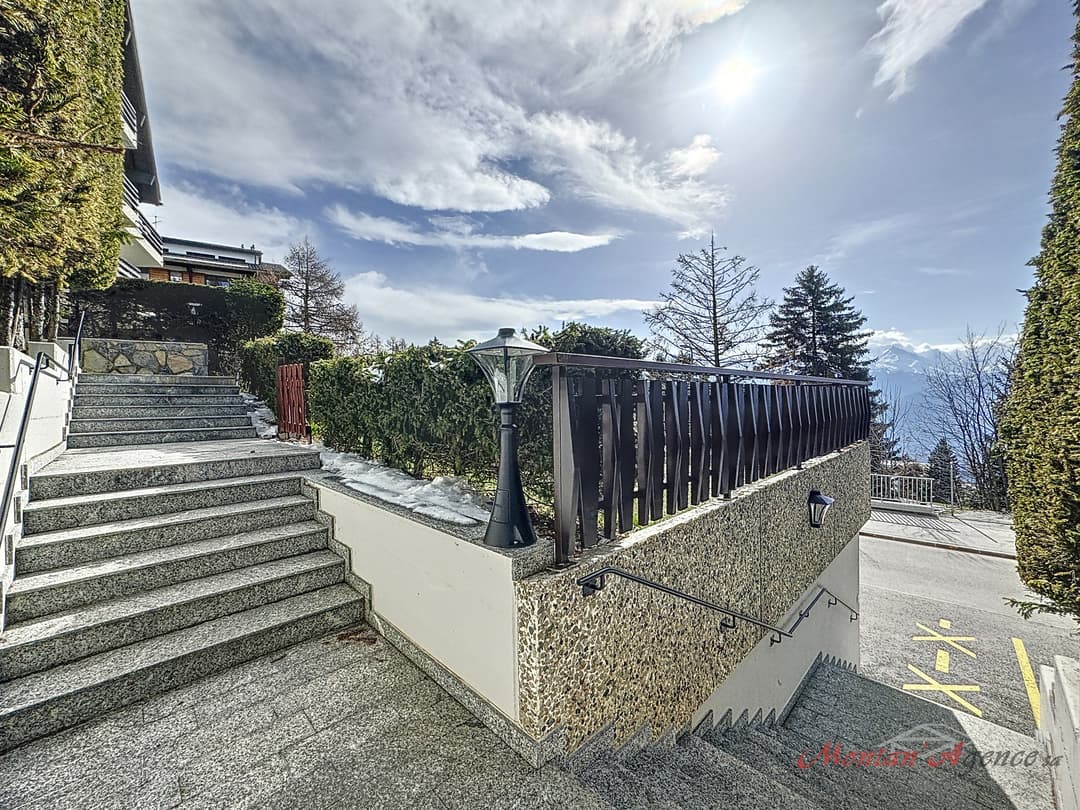 1546 –  Appartement – 2pièces – 324.80CHF – 56 m²