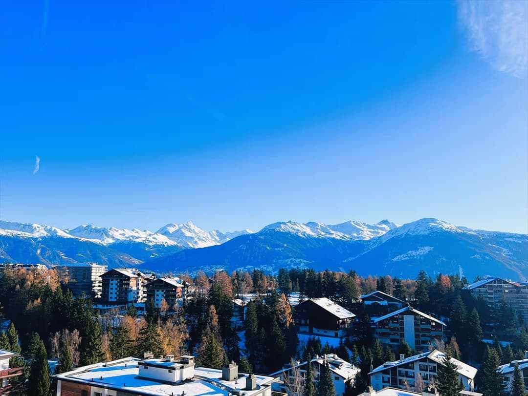 1453 – Appartement 4.5 pièces – 2100 CHF – 77 m²