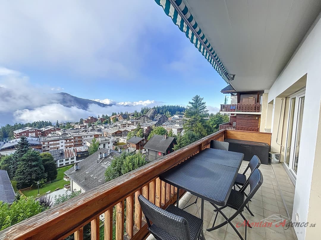 1543 – Appartement – 5pièces – 2363.55CHF – 136m²