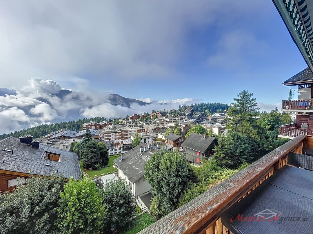 1543 – Appartement – 5pièces – 2363.55CHF – 136m²