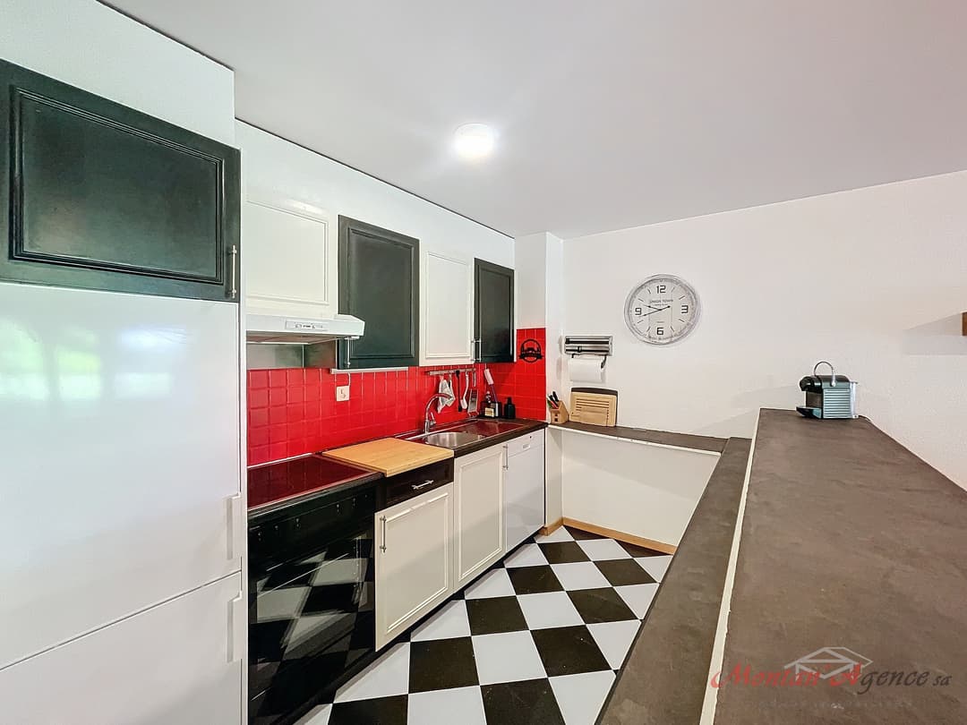 1537 – Appartement – 3pièces – 1980.45CHF – 88 m²