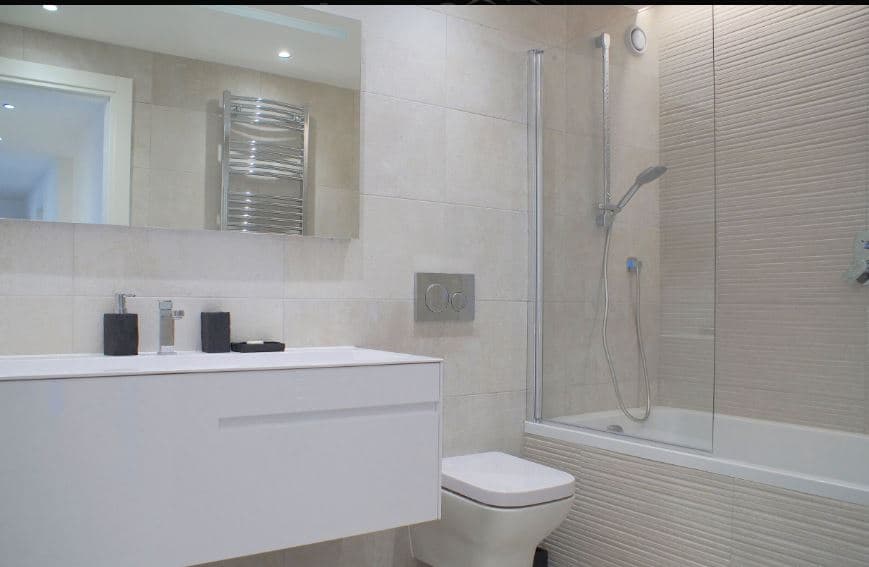 1548 – Appartement – 5pièces – 4200CHF