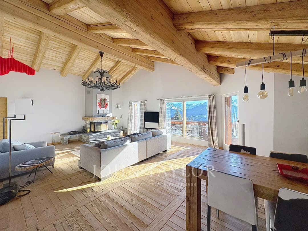 1813 – Appartment 5.5 pièces – 200 m2