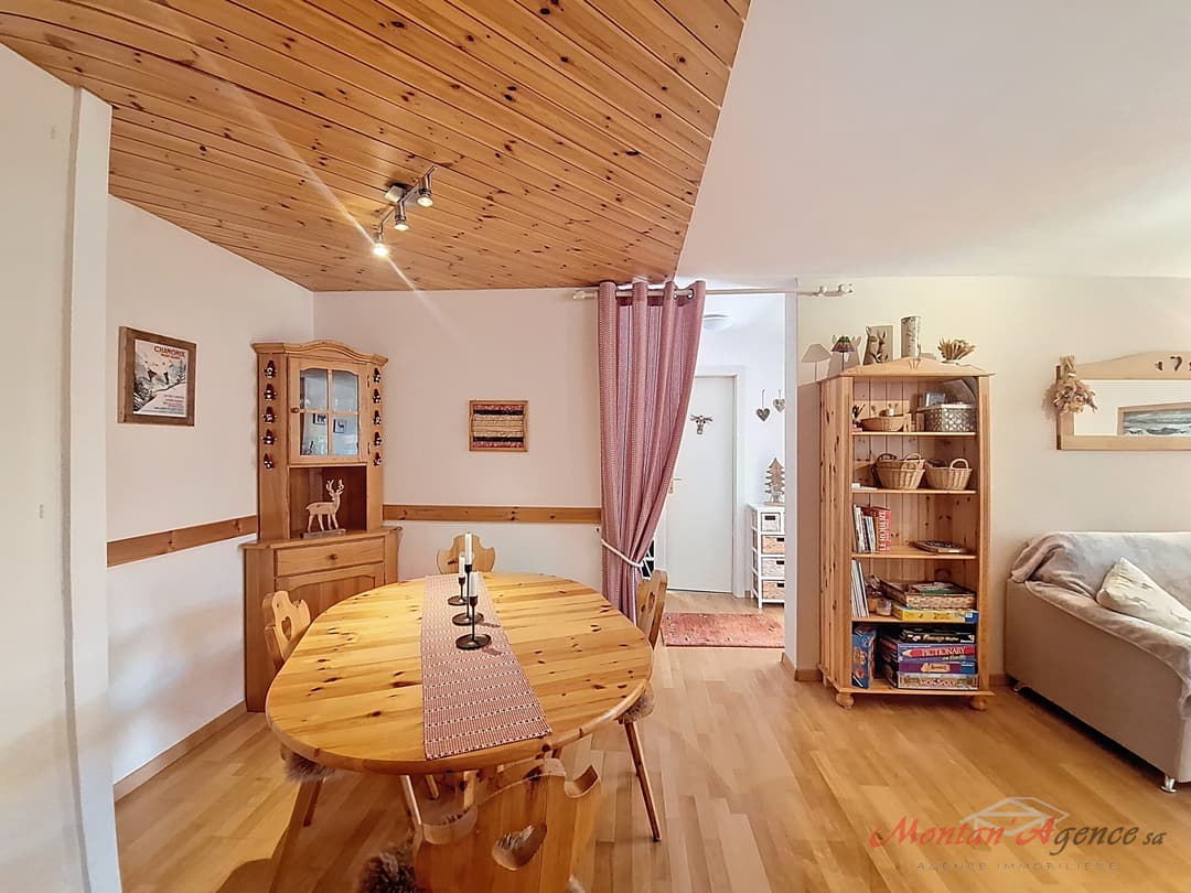 1531 – Appartement 2,5 pièces – 1127.45CHF