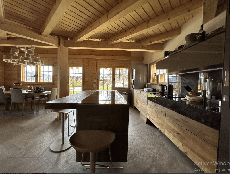 1491 – Maison 8 pièces – 7000 CHF – 400 m²