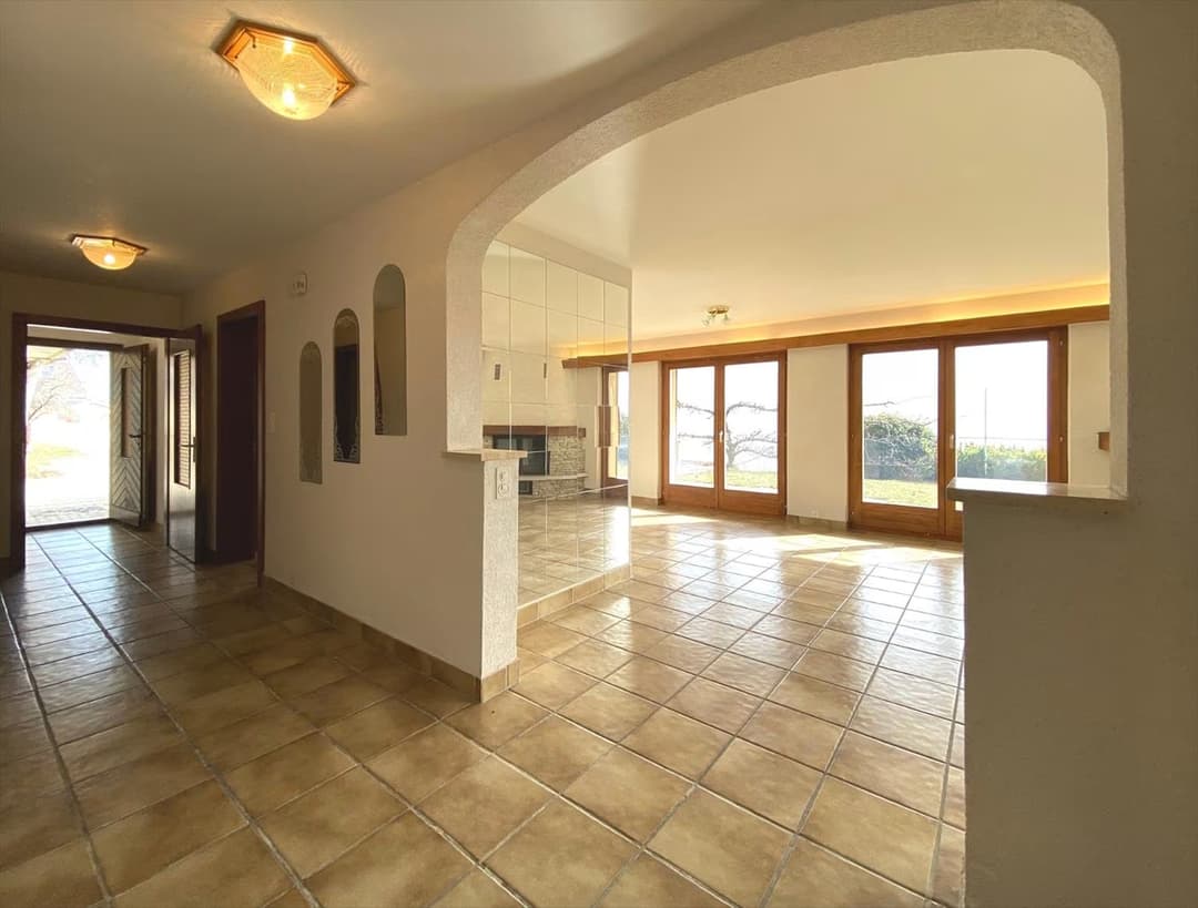 1487 – Maison –  2610CHF  – 200m²