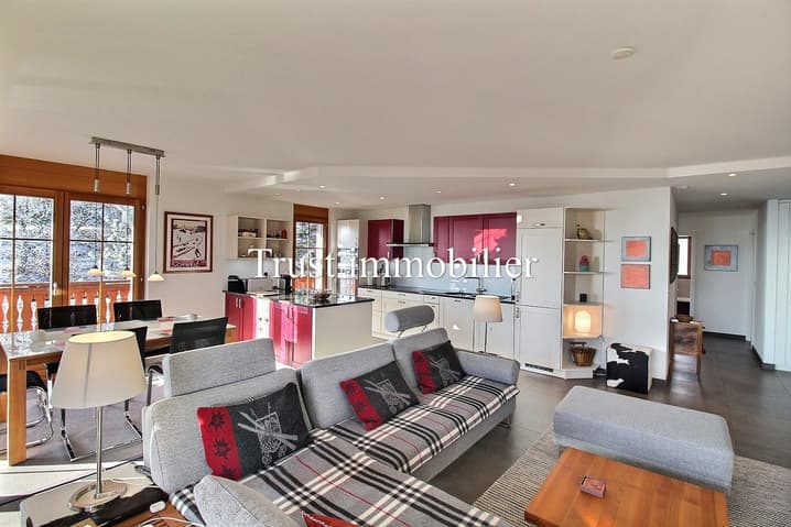 1825 – Appartement 4.5 pièces –  1050000CHF – 126m²