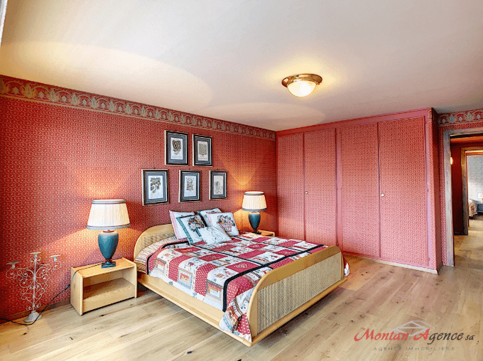 1479 – Appartement 5 pièces –  639.85 CHF – 170m²