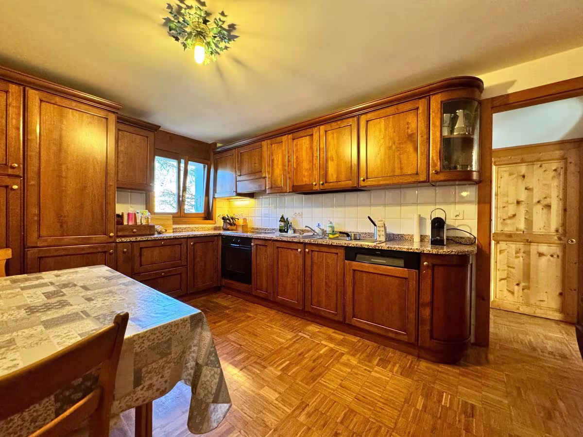 1805 – Maison  – 8.5pièces – 270 m²