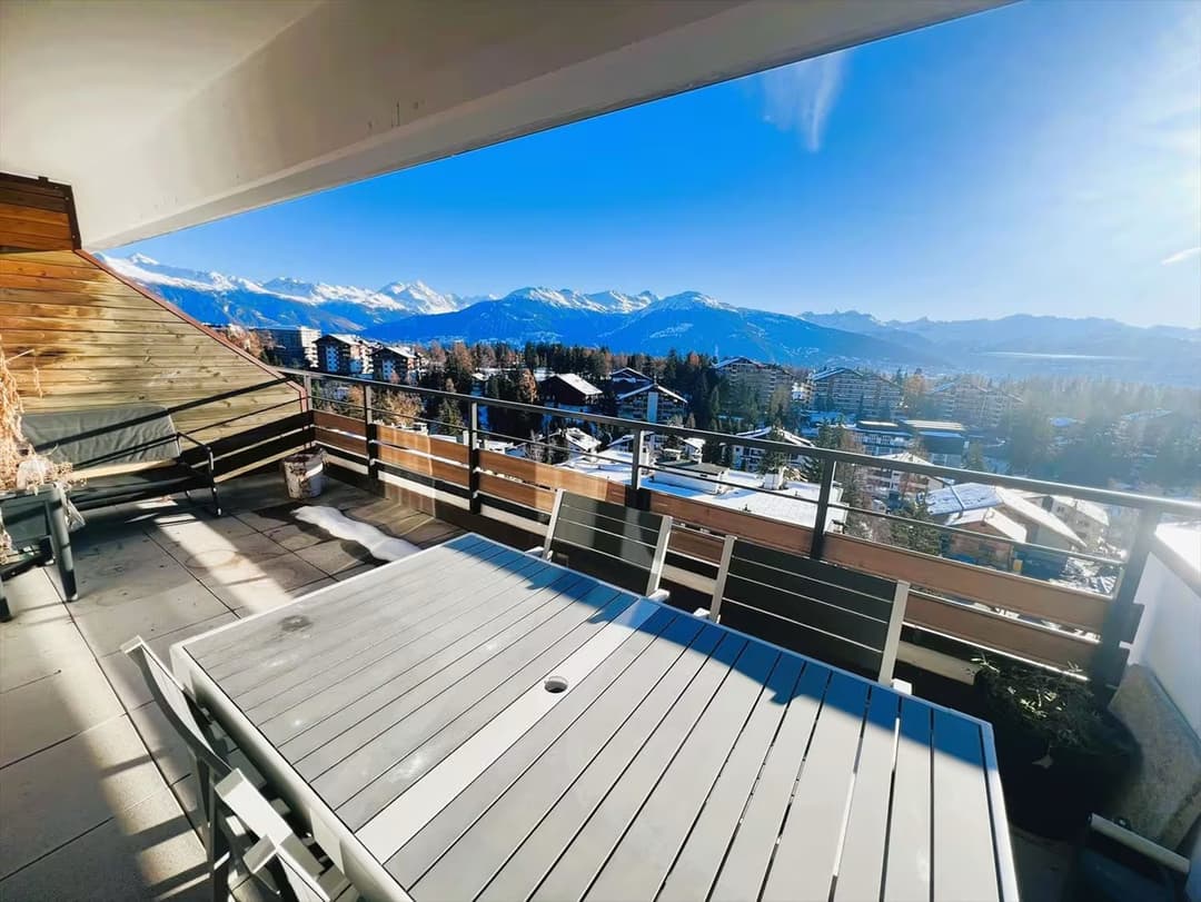 1453 – Appartement 4.5 pièces – 2100 CHF – 77 m²