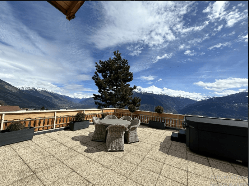 1491 – Maison 8 pièces – 7000 CHF – 400 m²