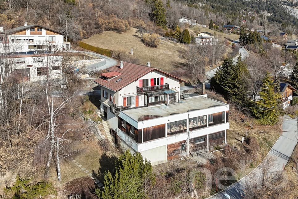 1986 – Maison – 950000CHF – 275 m²