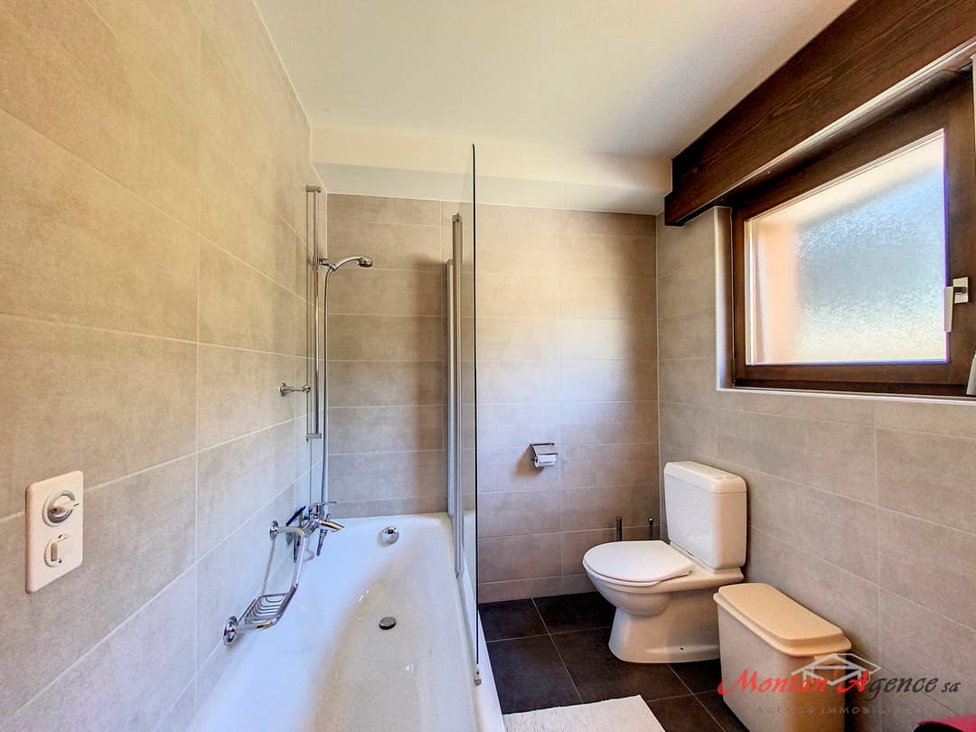 1562 – Appartement – 4pièces – 2183.55CHF – 110 m²