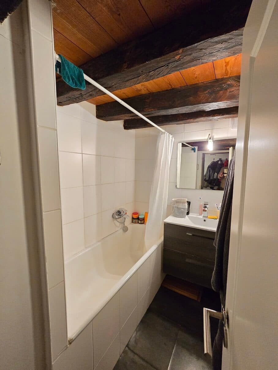 1974 – Appartement 4.5 pièces – 600000 CHF – 156 m²