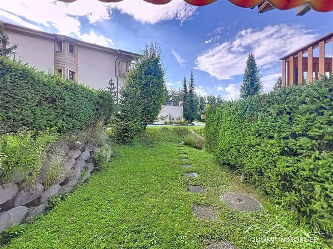 1578 – Appartement 5.5 pièces – 3500 m²