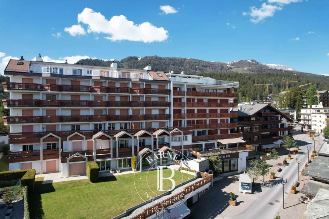1996 – Appartement – 7.5pièces – 4850000 CHf – 226 m²