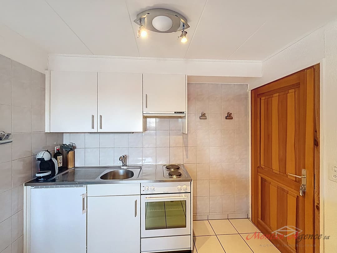 1600 – Appartement -1pièce – 900CHF