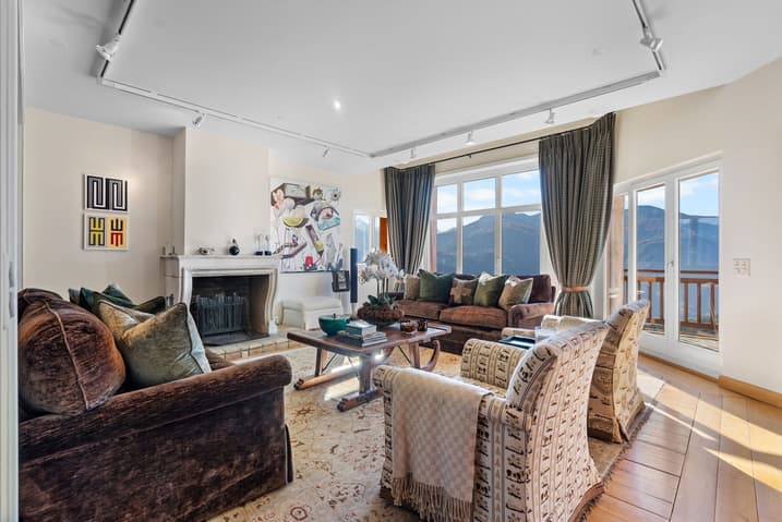 1880 – Maison – 9.5pièces – 569 m²