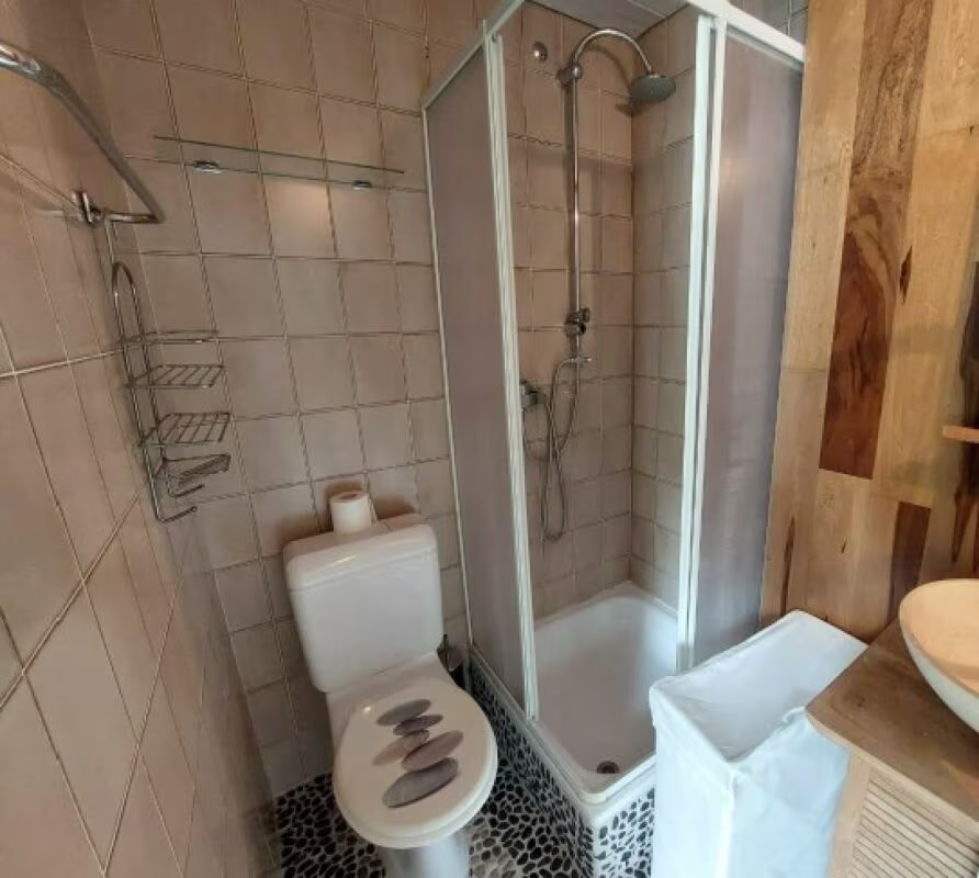 1581 – Appartement – 1pièce  – 650CHF – 17 m²