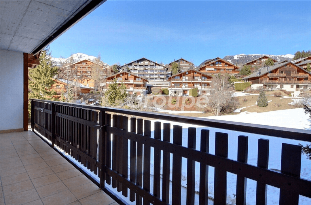 1586 – Appartement – 1 pièce – 1300 CHF – 32 m²