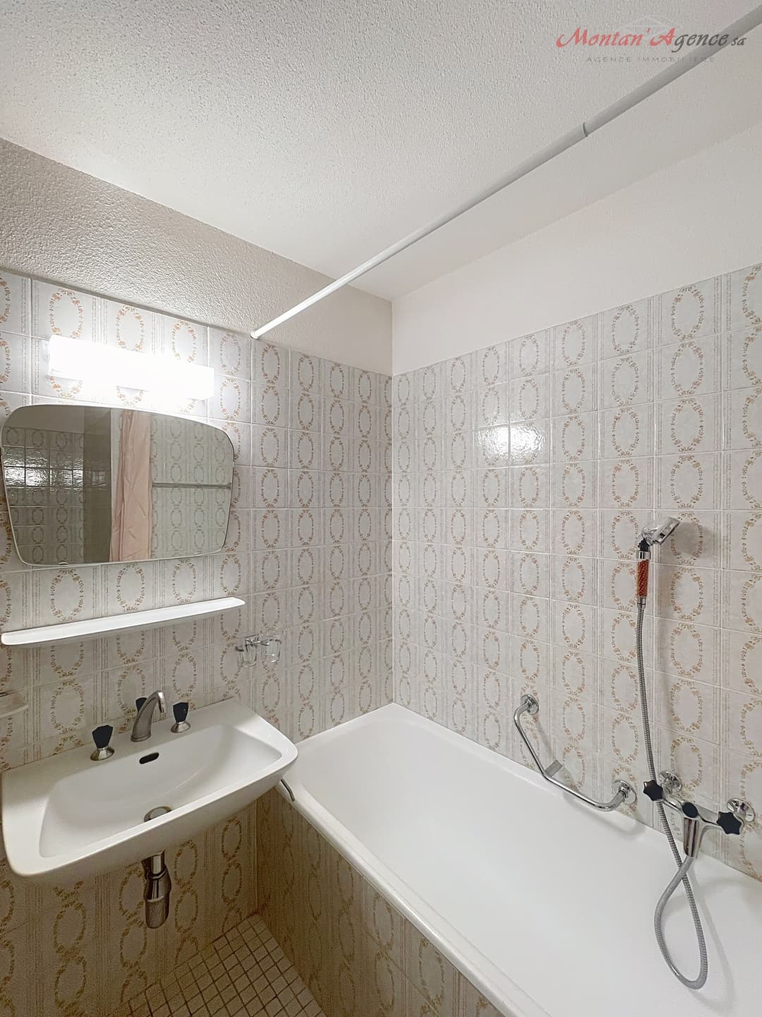 1601 – Appartement – 2.5pièces – 1400CHF – 55 m²