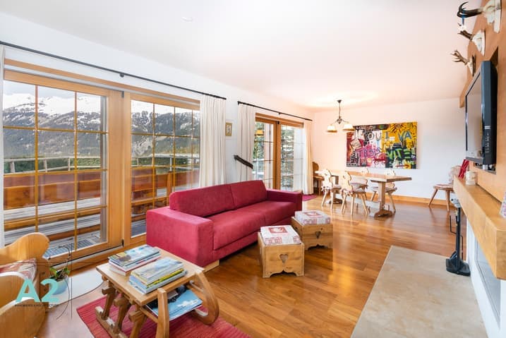 1660 – Maison 5.5 pièces –  8000 CHF