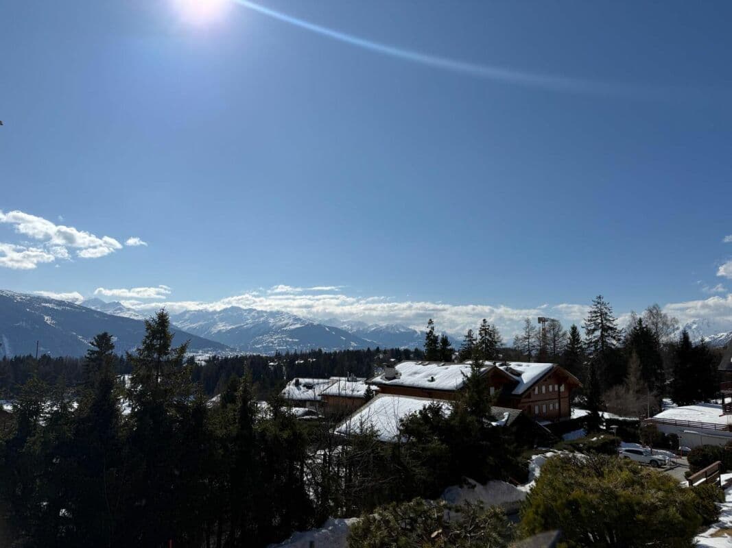 1672 – Appartement 2,5 pièces –  1950CHF – 51m²