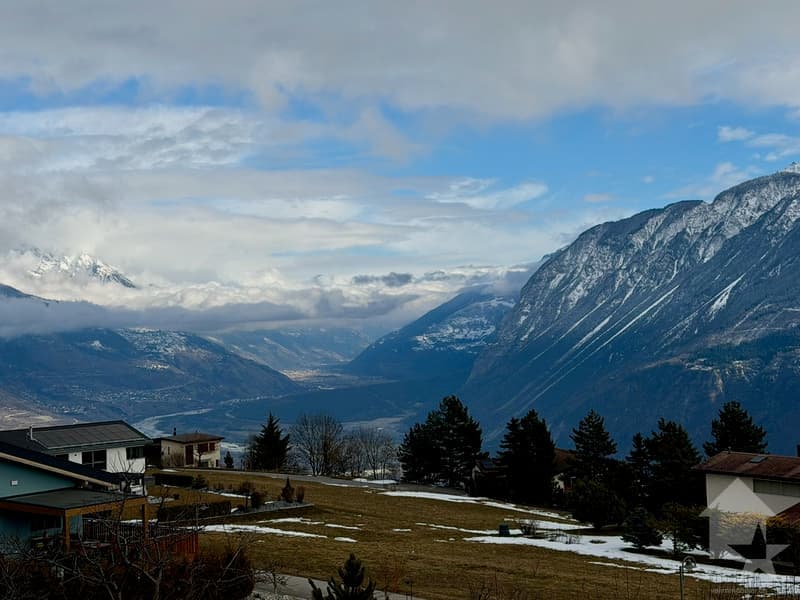 2073 – Maison – 300000 CHF – 120 m²