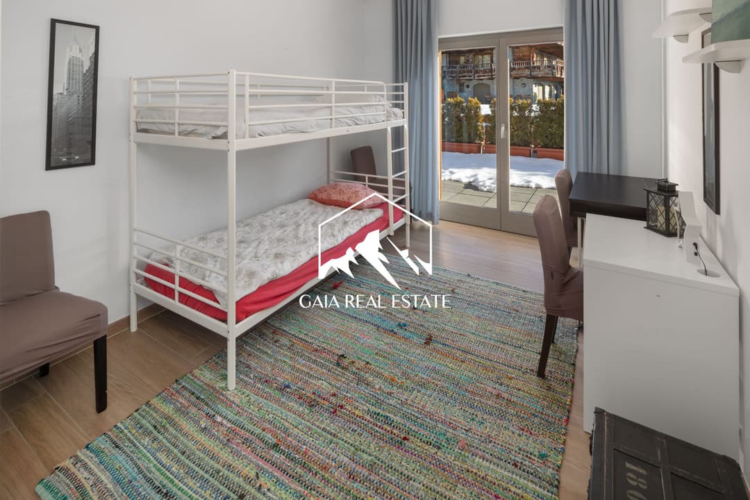 1652 – Appartement – 150 m²