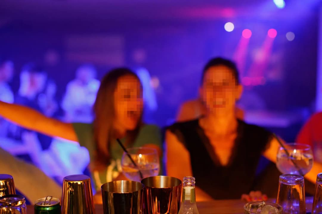 2020 – Commerce  4 pièces – 350000 CHF – 250 m²