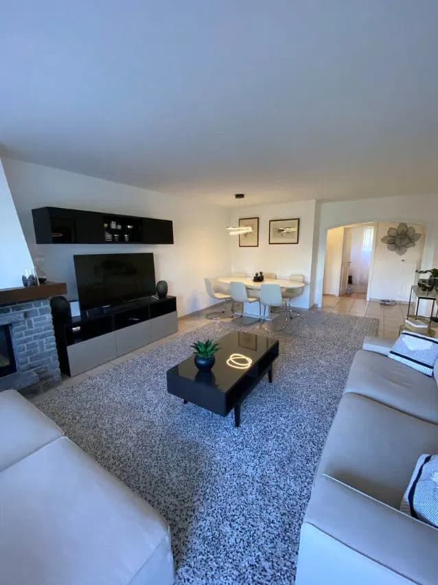 1738 – Appartement 4.5 pièces – 2700 CHF – 110 m²